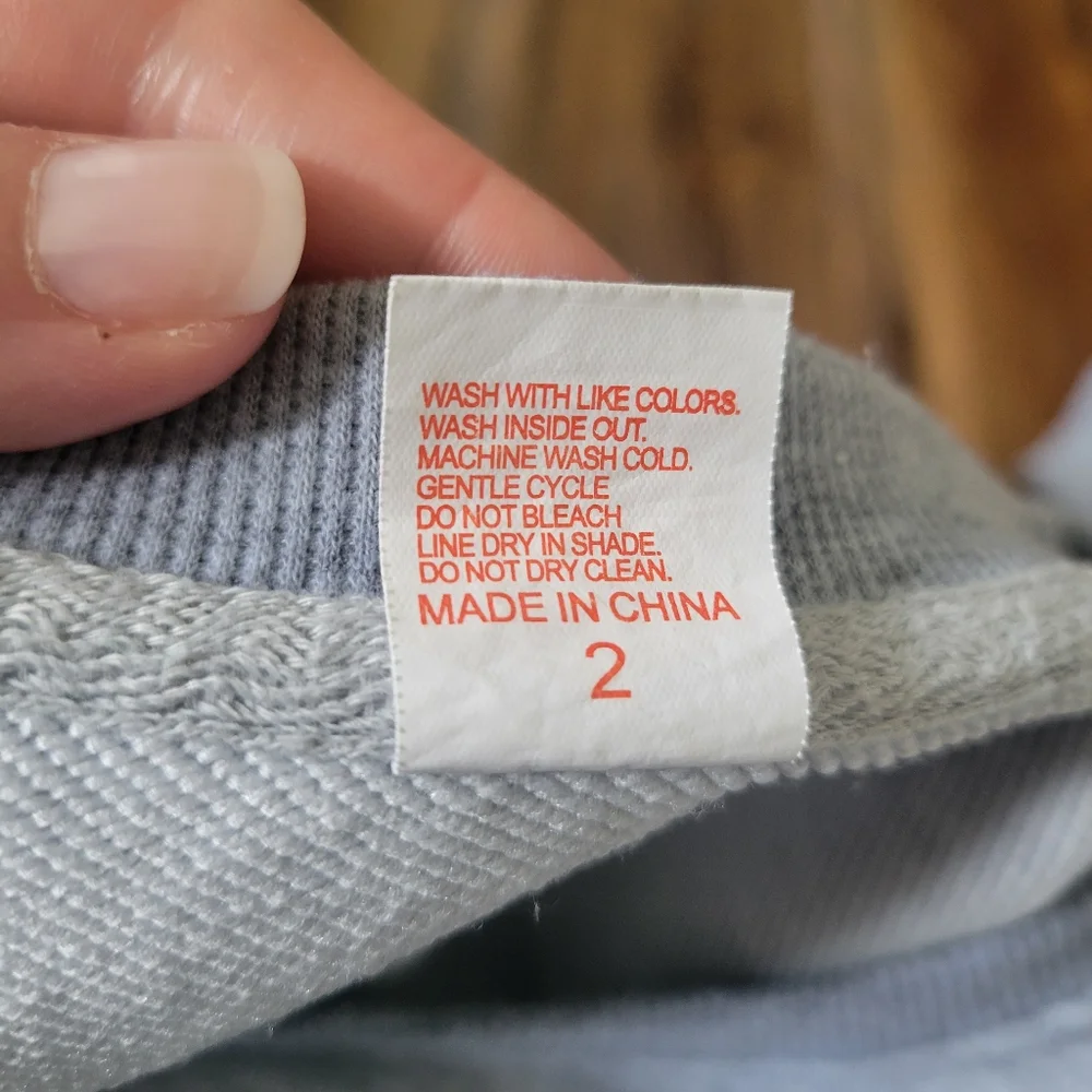 1970 Gray Sweatshirt Womens Size 3XL Graphic Design - Picture 5 of 7